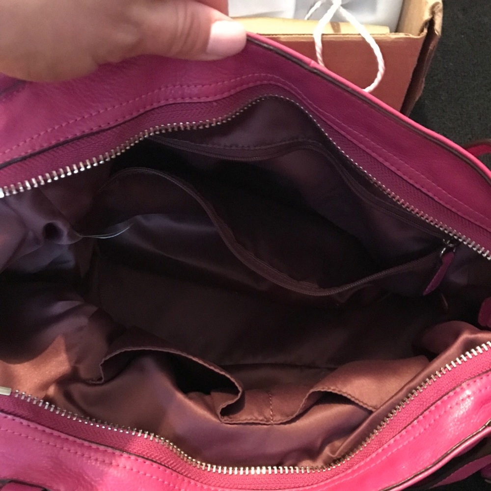 Authentic Coach Tote - Picture 2 of 6